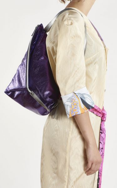 KÖRFORGÁSBAN: ARTISTA STÚDIÓ