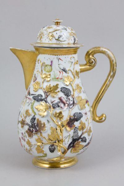 Kávéskanna fedéllel - szőlőindás díszítéssel, Meisseni Porcelángyár, 1715 – 1720, Meissen