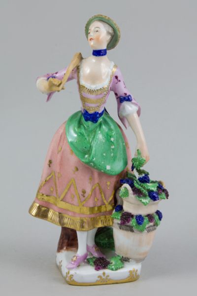 Kisplasztika - vincellér lány, Bécsi Porcelángyár, 1755 KÖRÜL, Bécs