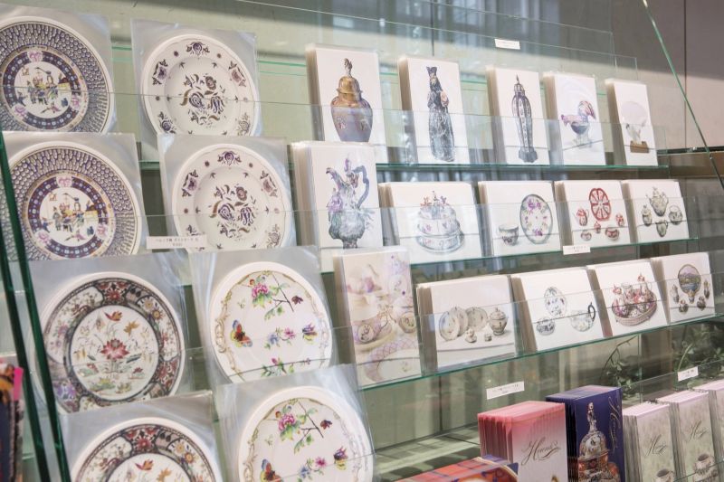Herendi porcelán vándorkiállítás Japánban