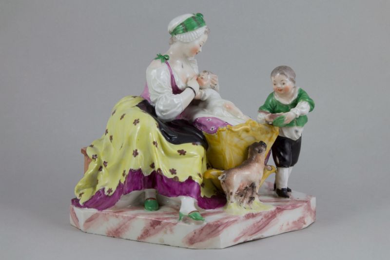 Kisplasztika – Anyaság, Bécsi Porcelángyár, 1780 körül 
