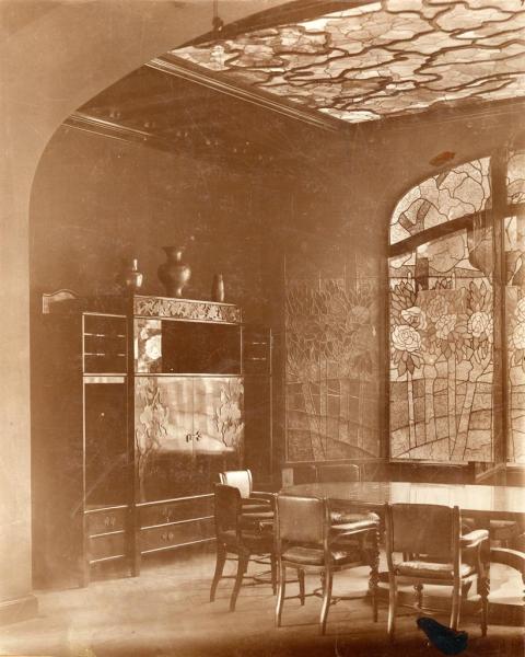 A tiszadobi Andrássy-kastély ebédlője, 1898 (a felvétel készítésének ideje 1912 körül), tervezte Rippl-Rónai József, ltsz. FLT 4924